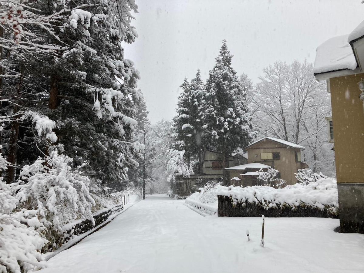 一棟貸切 森のお風呂とアウトドアサウナ 日光雪月花 Villa Bagian luar foto